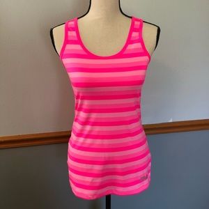 Small fila workout top